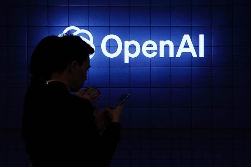 奥尔特曼：OpenAI将在几周内推出o3 mini推理AI模型